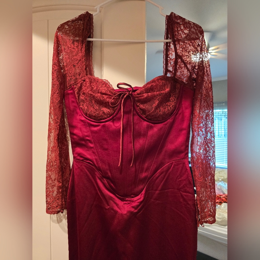 House Of CB Perdi Elegant Red Lace Long Sleeve Dress - Picture 5 of 10